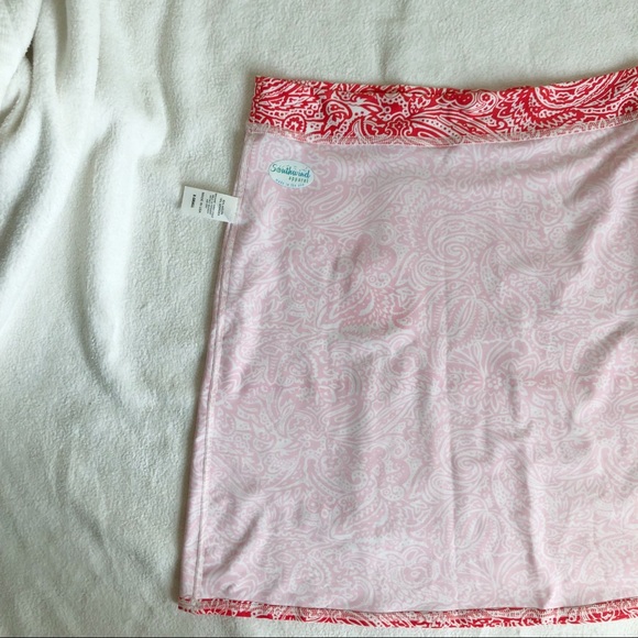 Southwind Apparel Red White Paisley Court Skirt Activewear, size Extra Small - Picture 13 of 14